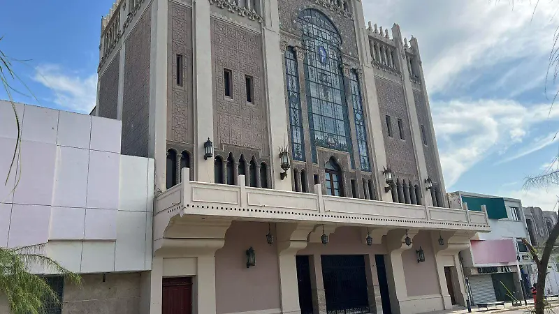 Teatro Isauro Martínez